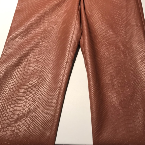 Aritzia Wilfred The Melina Python Embossed Faux Leather Pants in Cognac Brown 6 - Picture 7 of 12